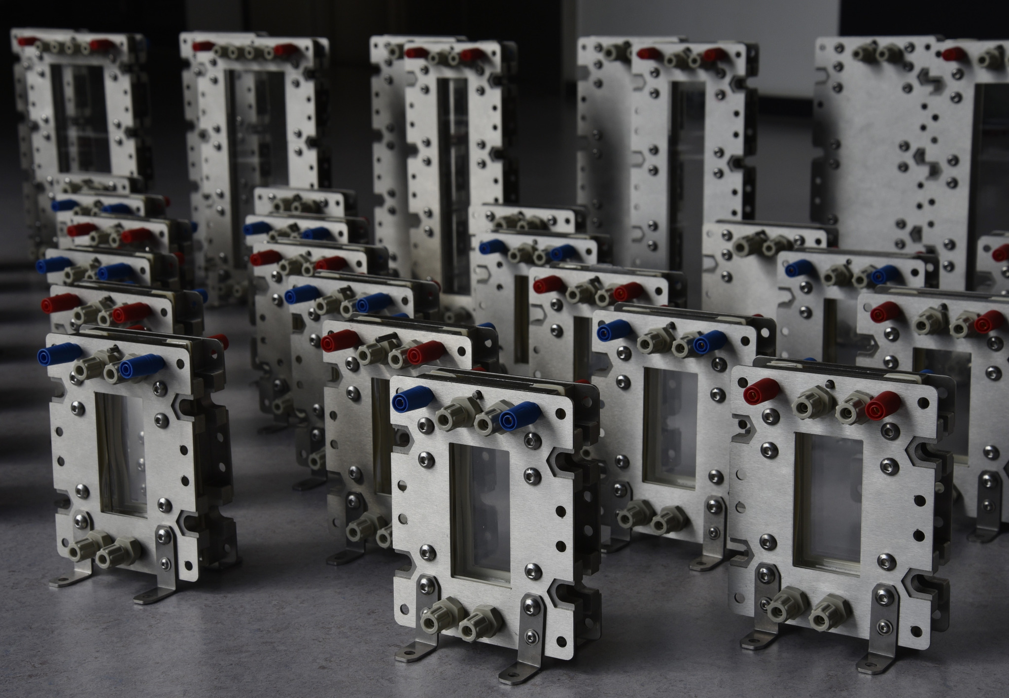 Previous flex-X-cell flow cells and components from the FXC Engineering company story.